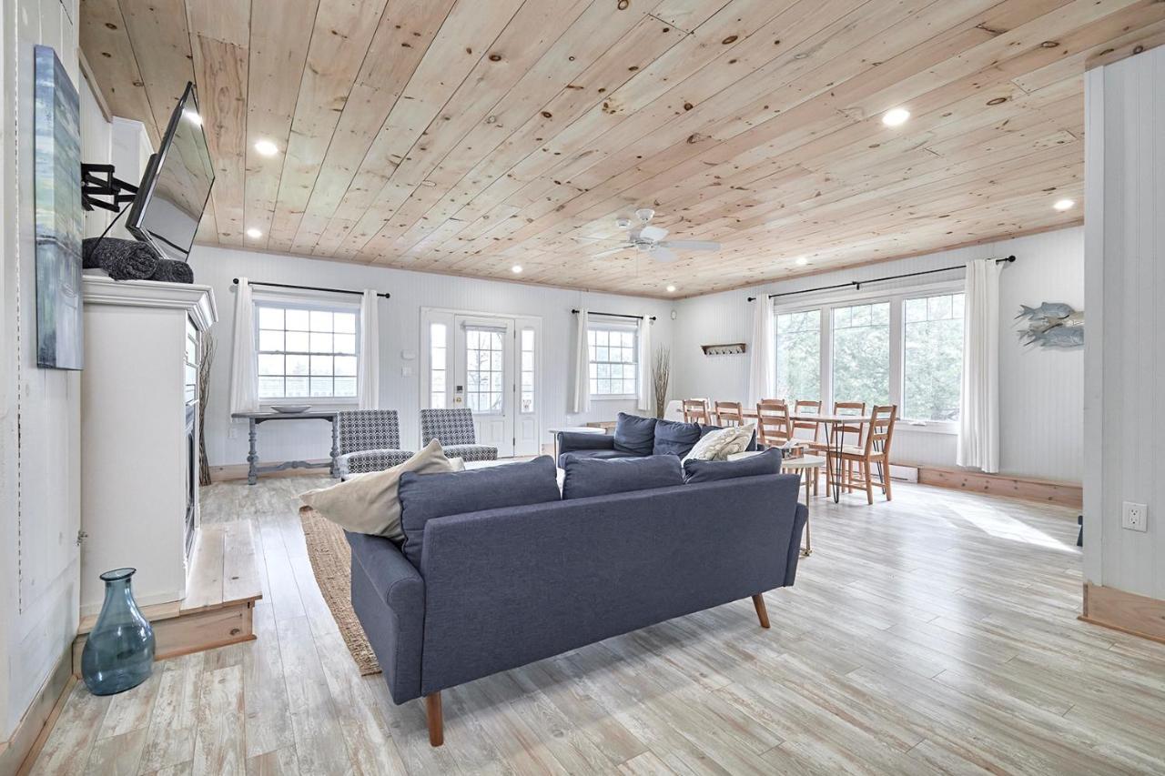 Holiday home Muskoka Getaway-trails/hot Tub/hike/fish/ski/relax