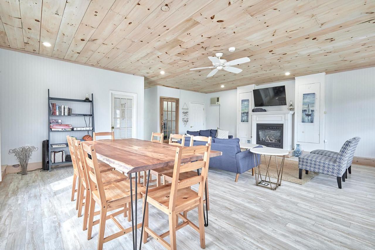 Muskoka Getaway-trails/hot Tub/hike/fish/ski/relax * Honey Harbor