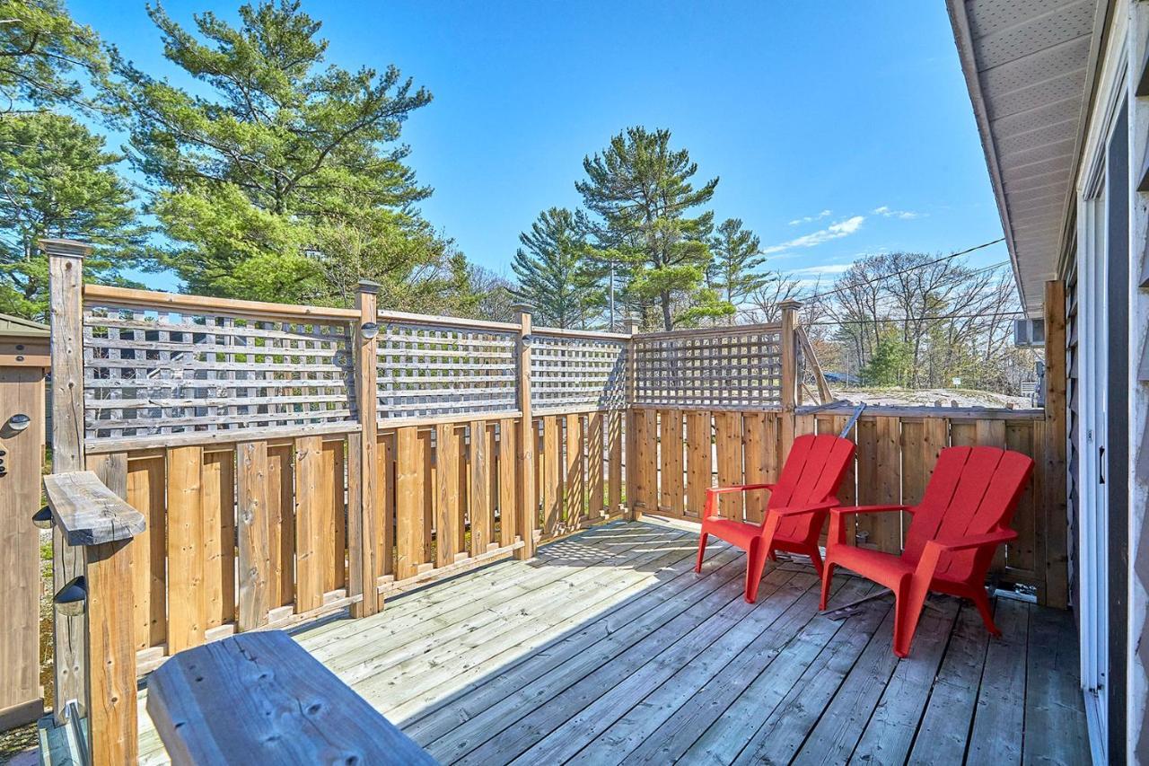 Muskoka Getaway-trails/hot Tub/hike/fish/ski/relax Honey Harbor