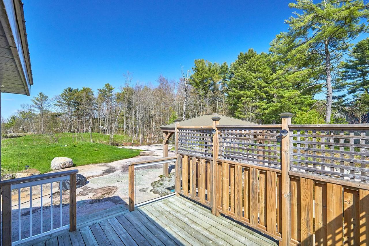 Muskoka Getaway-trails/hot Tub/hike/fish/ski/relax Honey Harbor